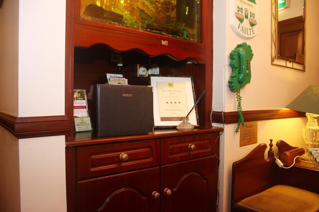 Couette-café The White House 4*